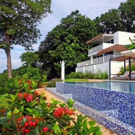 The Hotel Gardens, Hotel Bocas del Mar